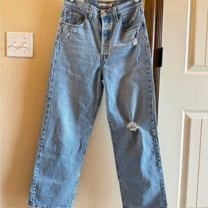 Levi's Women Sz 28 Ribcage Straight Ankle Jeans Medium Light Wash Distressed